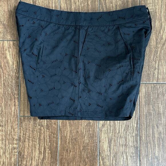 A New‎ Day Women's High-Rise Pleated Eyelet Cotton Short Black Size 16 Cottage - Picture 4 of 9
